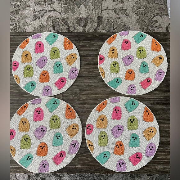 Other - NWT multi colored Beaded Ghost Placemat set bundle